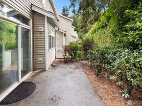 9610 179th Place NE 4, Redmond WA 98052