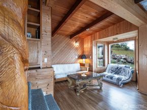 26 E Port Garden Dr, Everett WA 98206