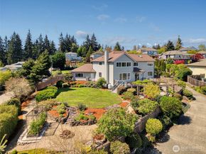 11560 NE Skyward Loop, Kingston WA 98346