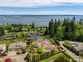 11560 NE Skyward Loop, Kingston WA 98346