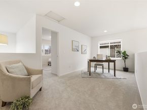 11236 241st Place NE 82, Redmond WA 98053