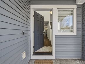 11236 241st Place NE 82, Redmond WA 98053