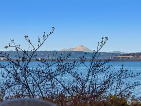 3903 48th Avenue S, Seattle WA 98118