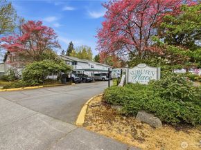 1101 37th Street SE 401, Auburn WA 98002