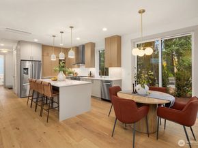 13131 NE 87th Lane, Kirkland WA 98033