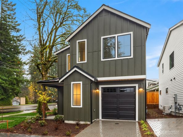 13131 NE 87th Lane, Kirkland WA 98033