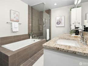10650 NE 9th Place 2025, Bellevue WA 98004