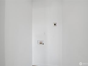 9811 31st Avenue SE B3, Everett WA 98208