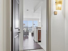 2607 Western Avenue 552, Seattle WA 98121