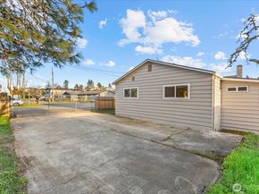 5920 S 118th St, Seattle WA 98178