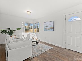 5920 S 118th St, Seattle WA 98178