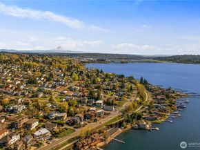 814 N 32nd Street, Renton WA 98056