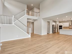 560 SE 11th Place 12, North Bend WA 98045