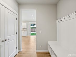 560 SE 11th Place 12, North Bend WA 98045