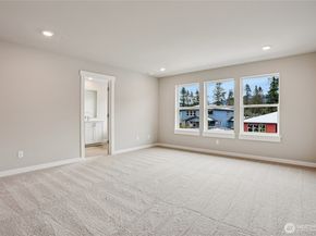 560 SE 11th Place 12, North Bend WA 98045