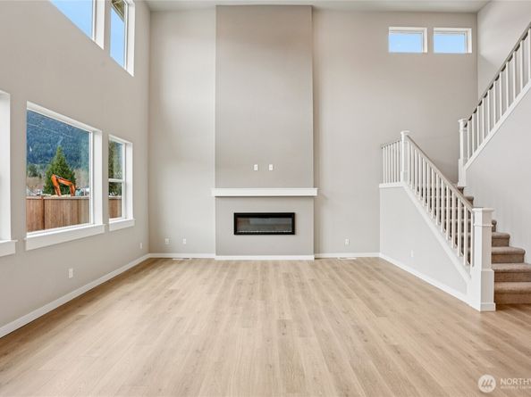 560 SE 11th Place 12, North Bend WA 98045