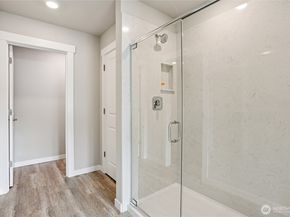 560 SE 11th Place 12, North Bend WA 98045
