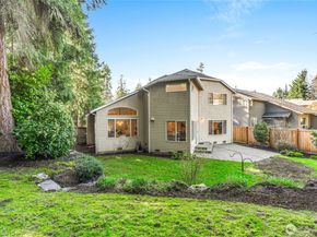 11016 166th Place NE, Redmond WA 98052