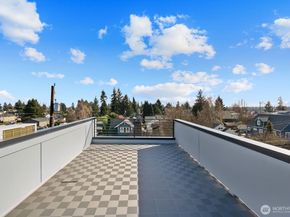 518 N 102nd Street, Seattle WA 98133