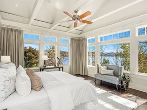 4102 100th Avenue SE, Mercer Island WA 98040