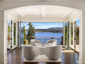4102 100th Avenue SE, Mercer Island WA 98040