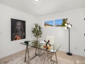 2340 N 64th Street B, Seattle WA 98103