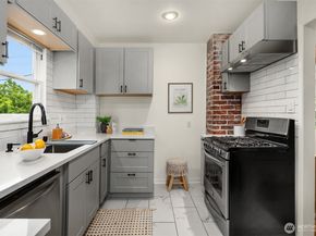 3707 SW Juneau Street, Seattle WA 98126