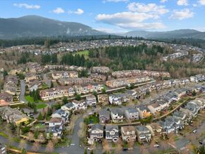 9219 Jacobia Avenue SE, Snoqualmie WA 98065