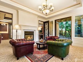 2727 101st Place NE, Bellevue WA 98004