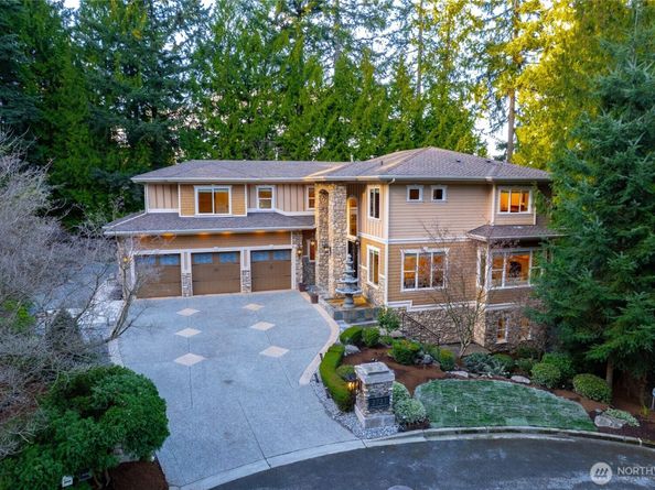 2727 101st Place NE, Bellevue WA 98004