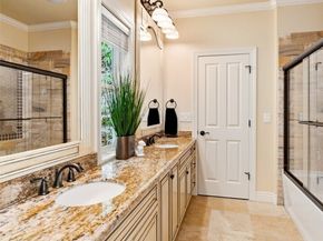 2727 101st Place NE, Bellevue WA 98004