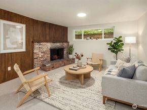 2711 101st Place NE, Bellevue WA 98004