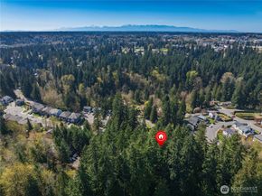 20017 Locust Way, Lynnwood WA 98036