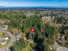 20017 Locust Way, Lynnwood WA 98036