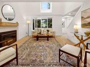 20017 Locust Way, Lynnwood WA 98036