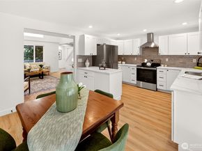 20017 Locust Way, Lynnwood WA 98036