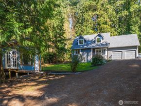 20017 Locust Way, Lynnwood WA 98036