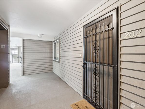 312 4th Avenue 202, Kirkland WA 98033