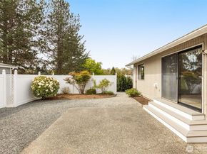 24124 8th Place W, Bothell WA 98021
