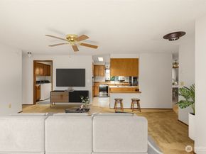 24124 8th Place W, Bothell WA 98021