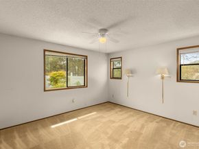 24124 8th Place W, Bothell WA 98021
