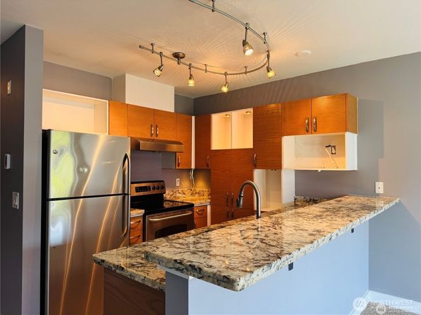 2440 Western Avenue 602, Seattle WA 98121