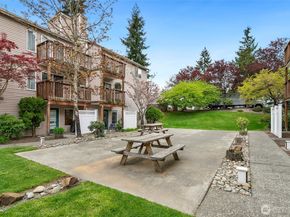 1825 S 330th Street E7, Federal Way WA 98003