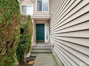 1825 S 330th Street E7, Federal Way WA 98003