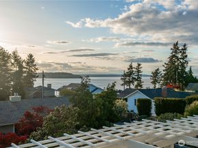 26445 Marine View Drive S, Des Moines WA 98198