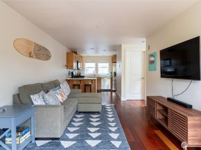 1419 NW 65th Street B, Seattle WA 98117
