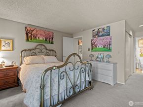 2517 NE 4th Street 523, Renton WA 98056