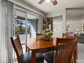 2517 NE 4th Street 523, Renton WA 98056