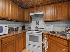 2517 NE 4th Street 523, Renton WA 98056