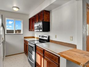 21937 7th Avenue S 216, Des Moines WA 98198